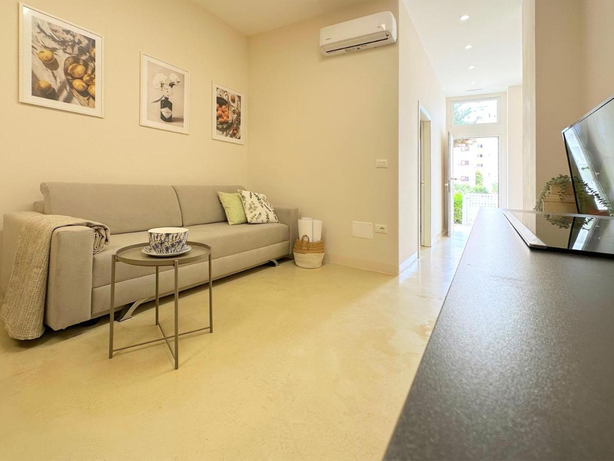 13 Eur For Monthly Stay - Home By The Sea - Hbs Golem  Luaran gambar