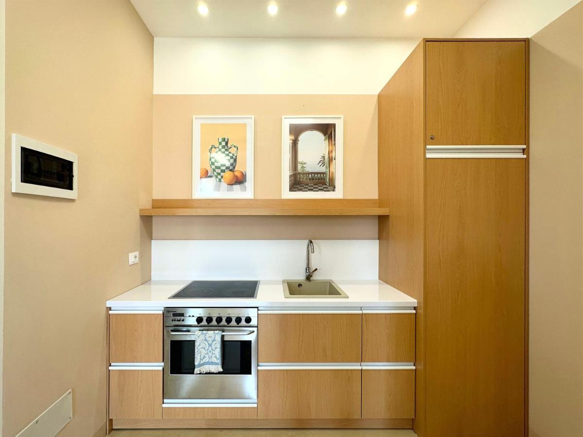 13 Eur For Monthly Stay - Home By The Sea - Hbs Golem  Luaran gambar